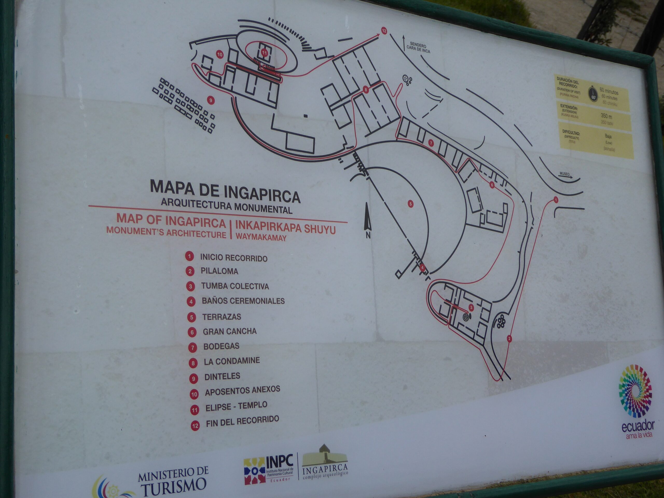 Ruinas de El Castillo, la estructura elíptica principal del complejo arqueológico de Ingapirca