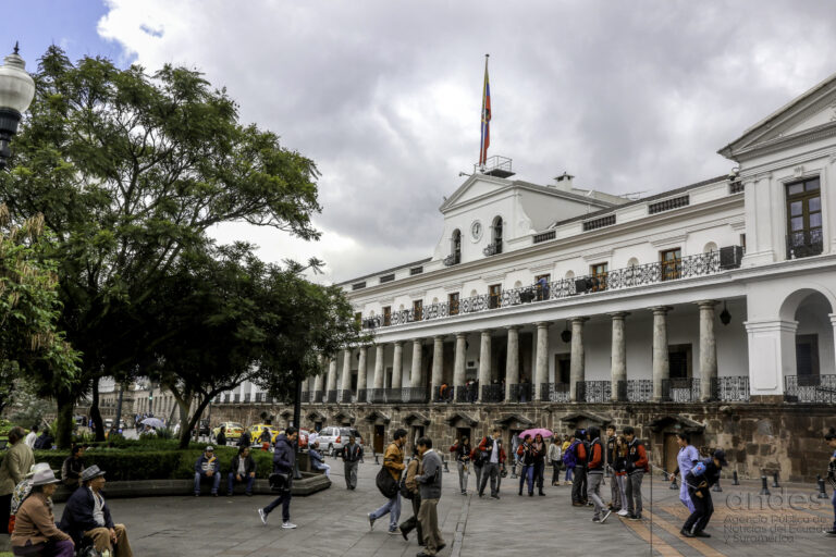 Fachada del Palacio de Carondelet, sede del gobierno en Quito desde la época colonial