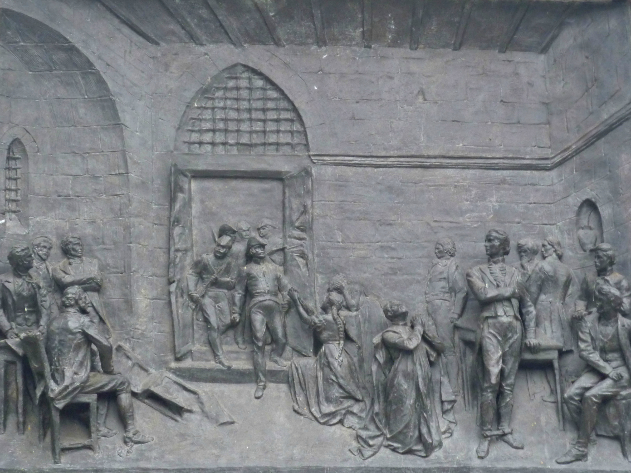 Detalle del relieve «2 de agosto de 1810» en el Monumento a los Héroes del 10 de Agosto de 1809, en Quito
