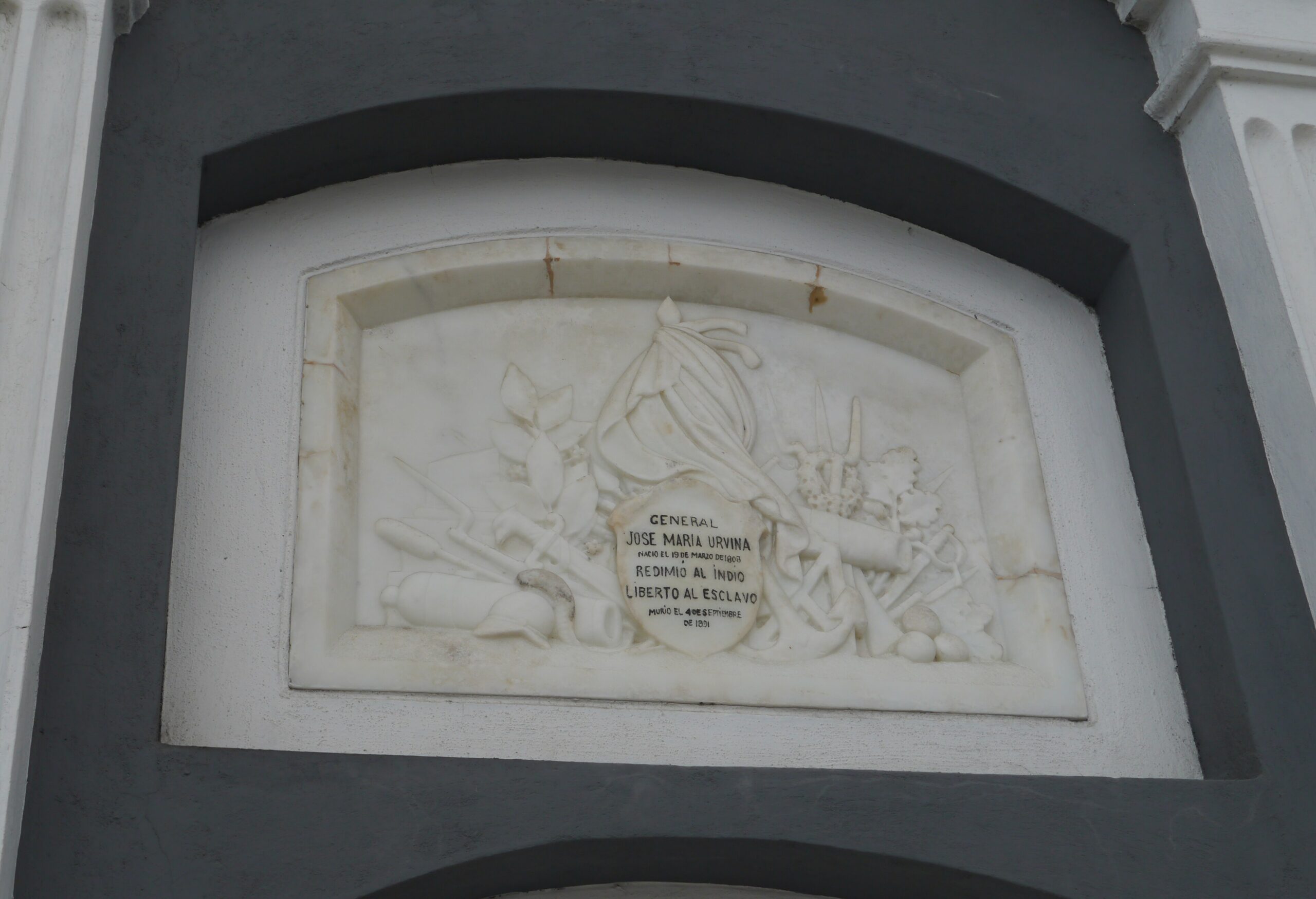 Tumba del expresidente José María Urvina, que gobernó el Ecuador entre 1852 y 1856
